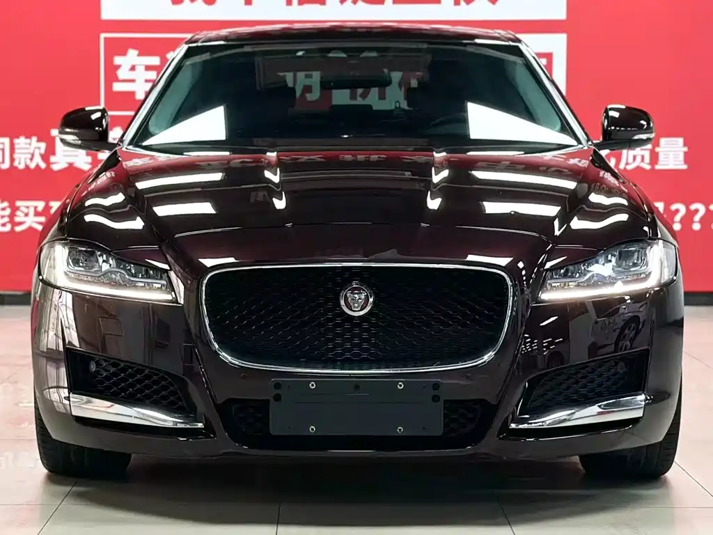 Jaguar XFL 2018 Edition XFL 2.0T 250PS Prestige Edition