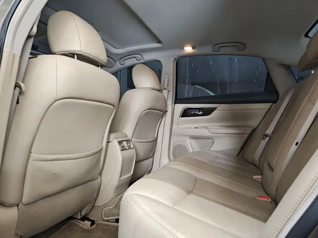 Nissan Teana 2014 2.0L XL Upper Tech Edition