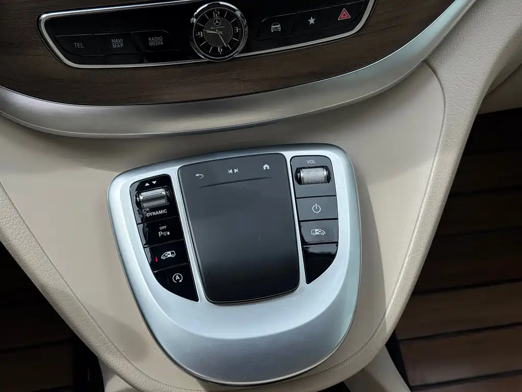 Mercedes-Benz V-Class 2020 V 260 Prestige Edition
