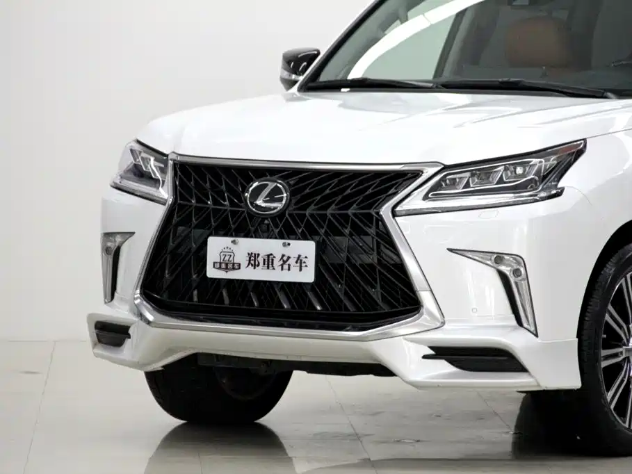 Lexus LX 2019 570 Peak Special Edition