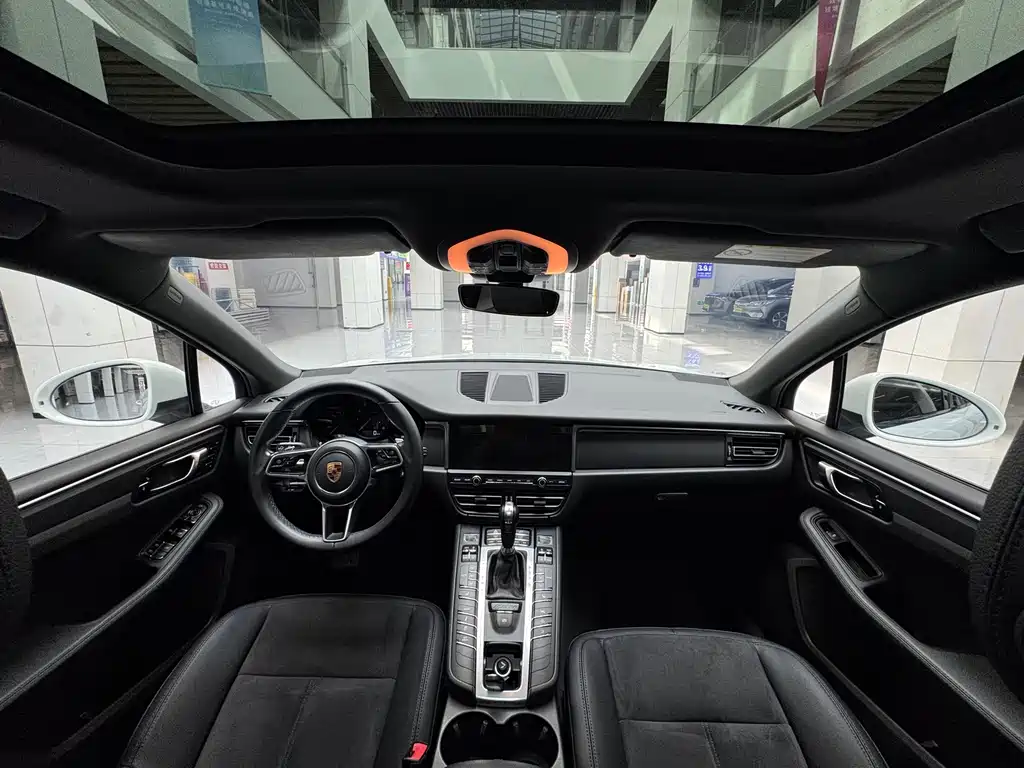 Macan 2018 2.0T