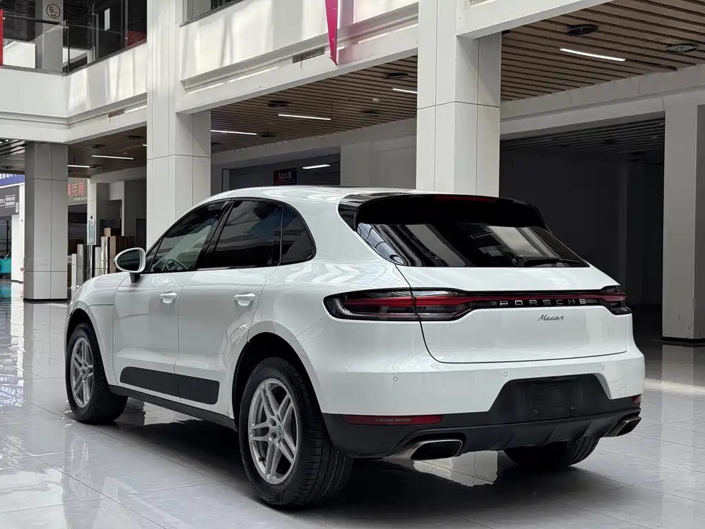 Macan 2018 2.0T