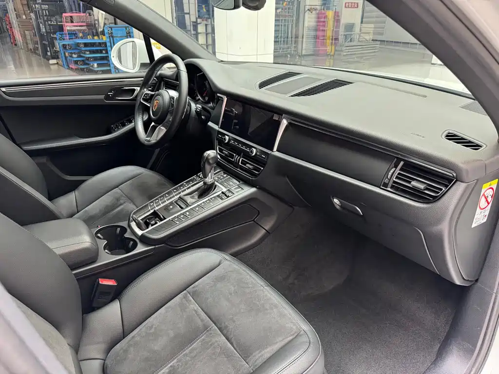 Macan 2018 2.0T