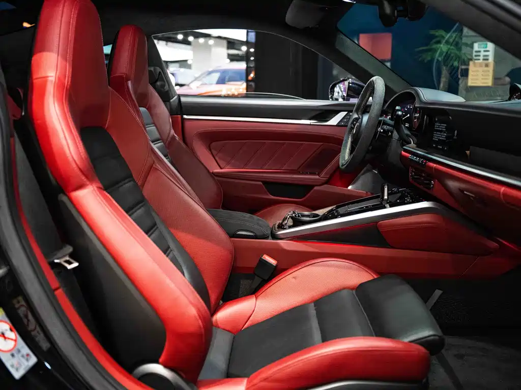Porsche 911 Turbo S 3.7T 2022