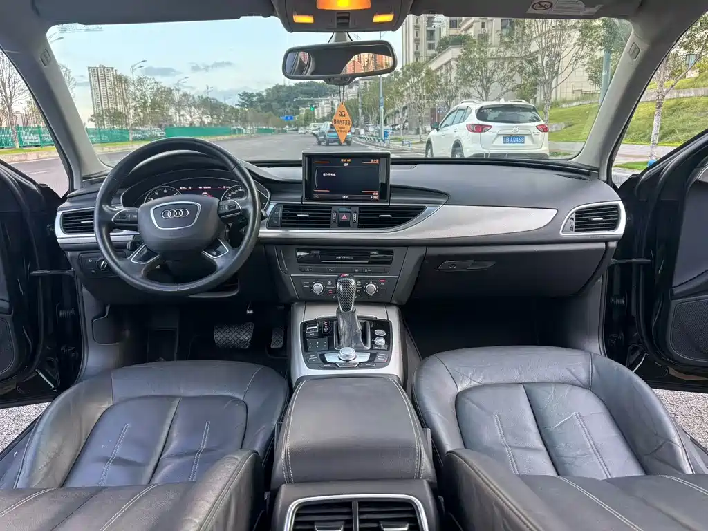 Audi A6L 2018 30th Anniversary Edition TFSI Sport Line