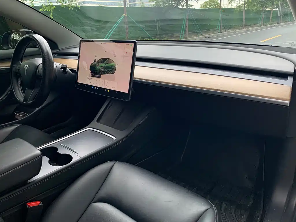 Model 3 Rear-Wheel Drive 2022