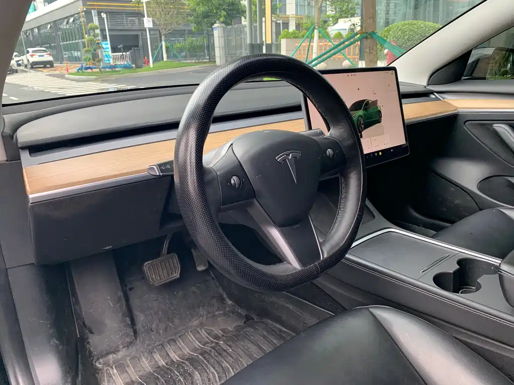 Model 3 Rear-Wheel Drive 2022