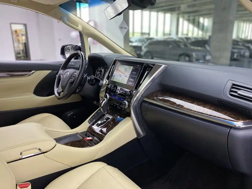 Alphard 2021 2.5L Luxury Hybrid