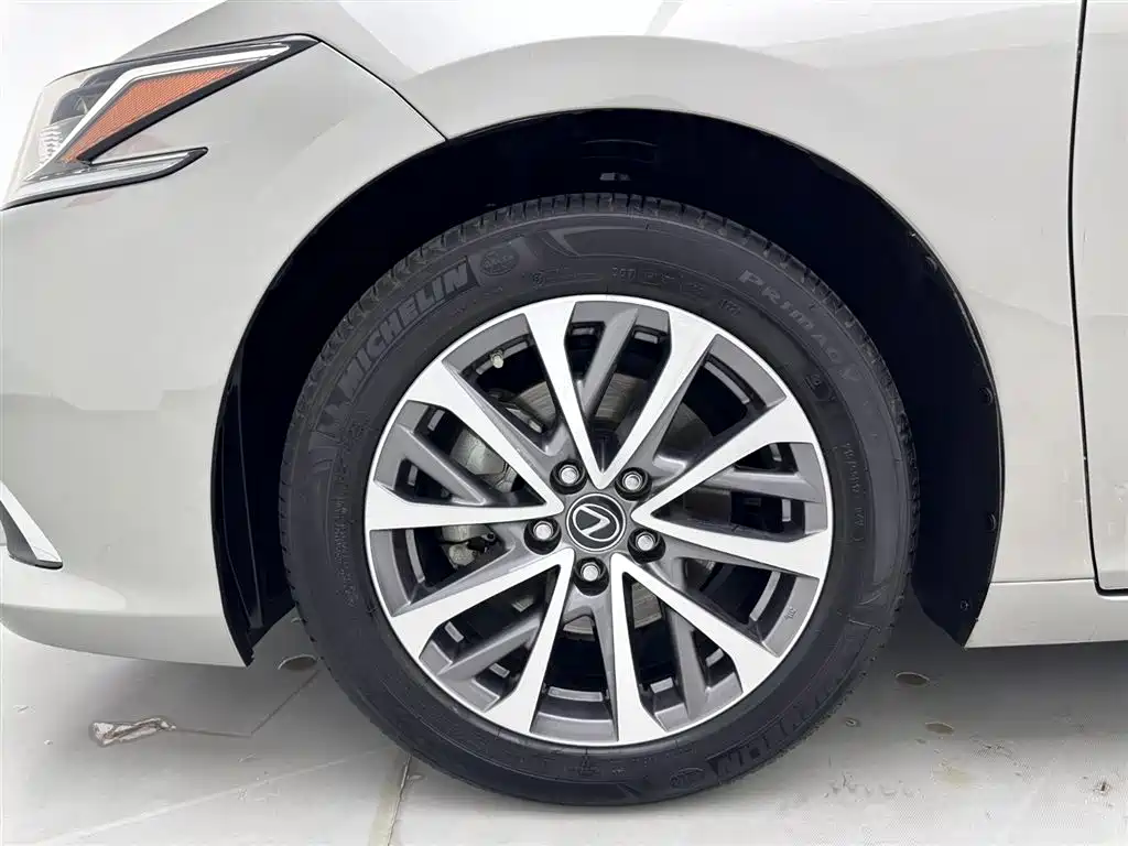 Lexus ES 2022 200 Excellence Edition