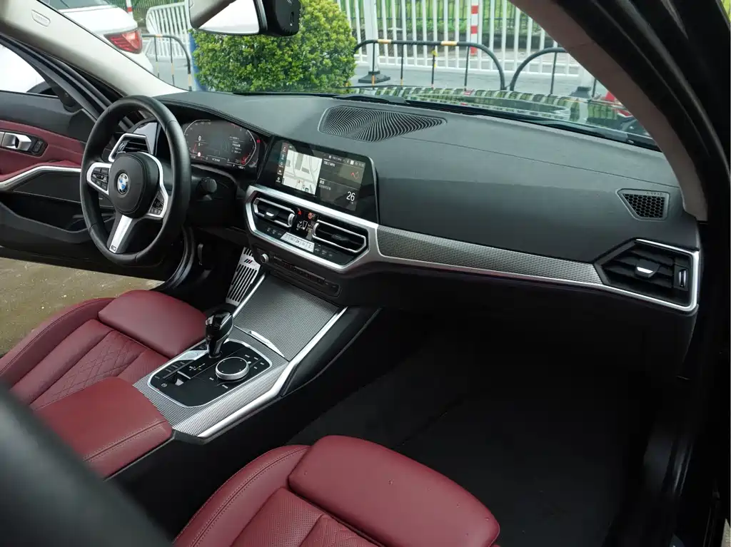 BMW 3 Series 2022 330Li xDrive M Sport Nightshade Package