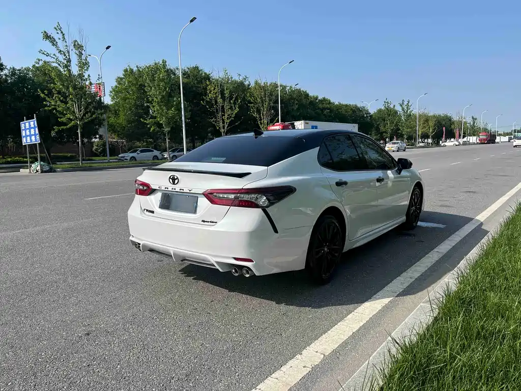 Camry 2023 2.0S Knight Edition