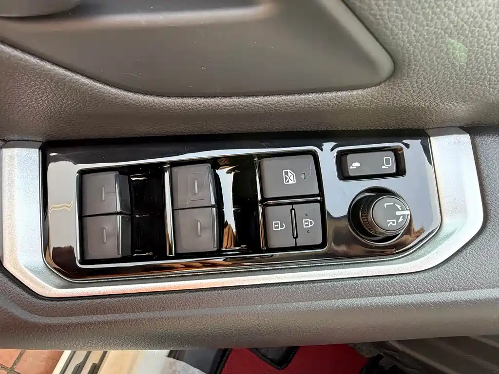 Land Cruiser Prado (Import) 2026 Model 4.0L Automatic
