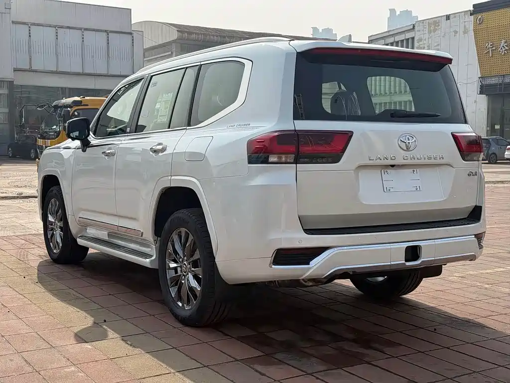 Land Cruiser Prado (Import) 2026 Model 4.0L Automatic