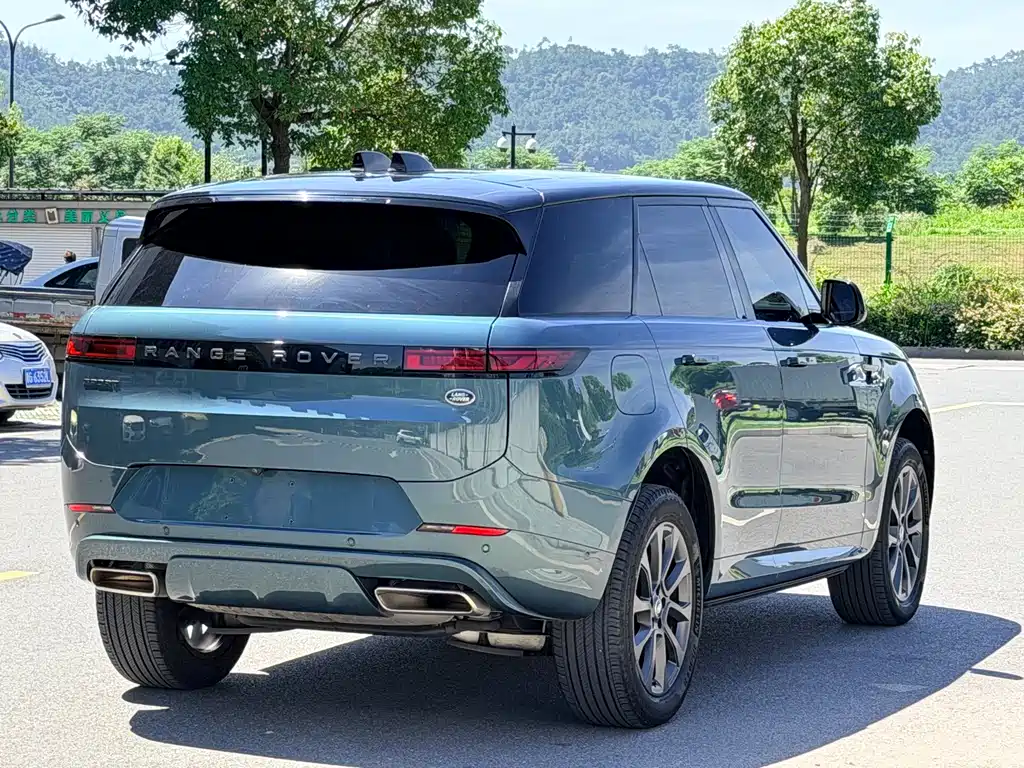 Range Rover Sport 2024 400PS Dynamic SE