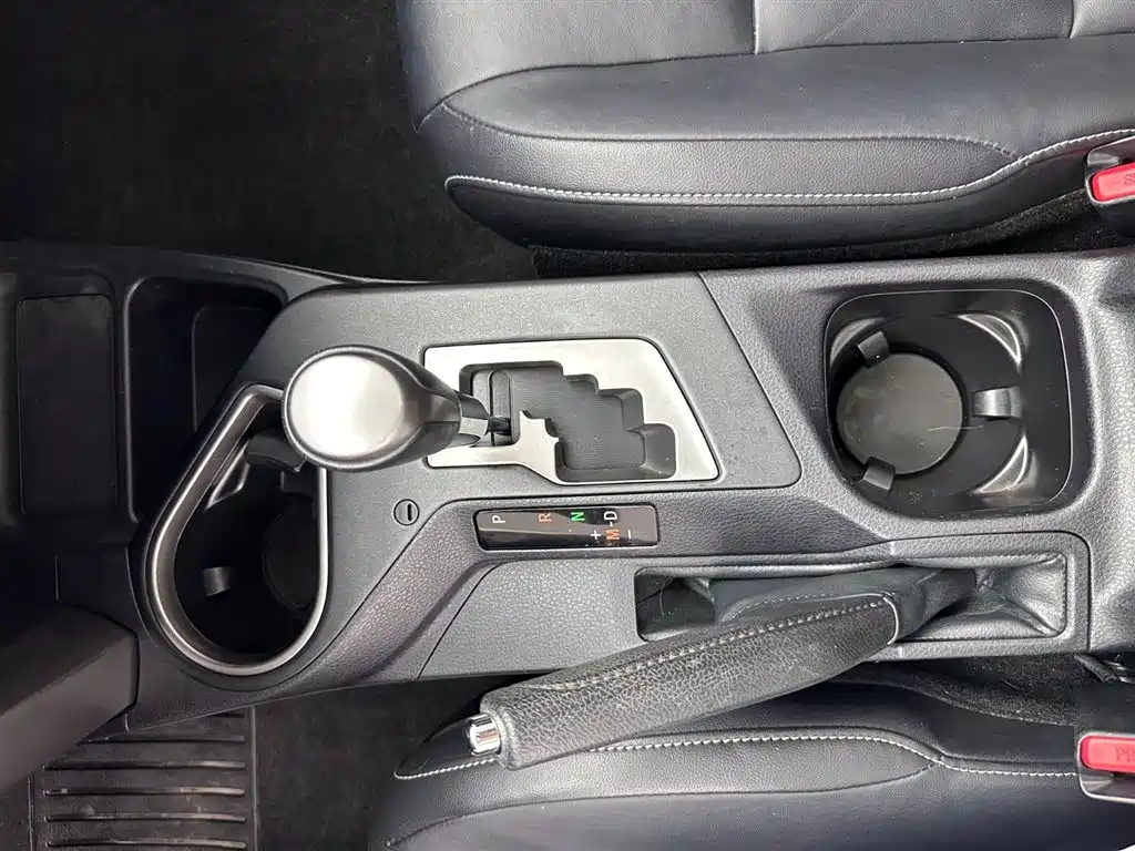 RAV4 2019款 2.0L CVT两驱智尚版 国VI