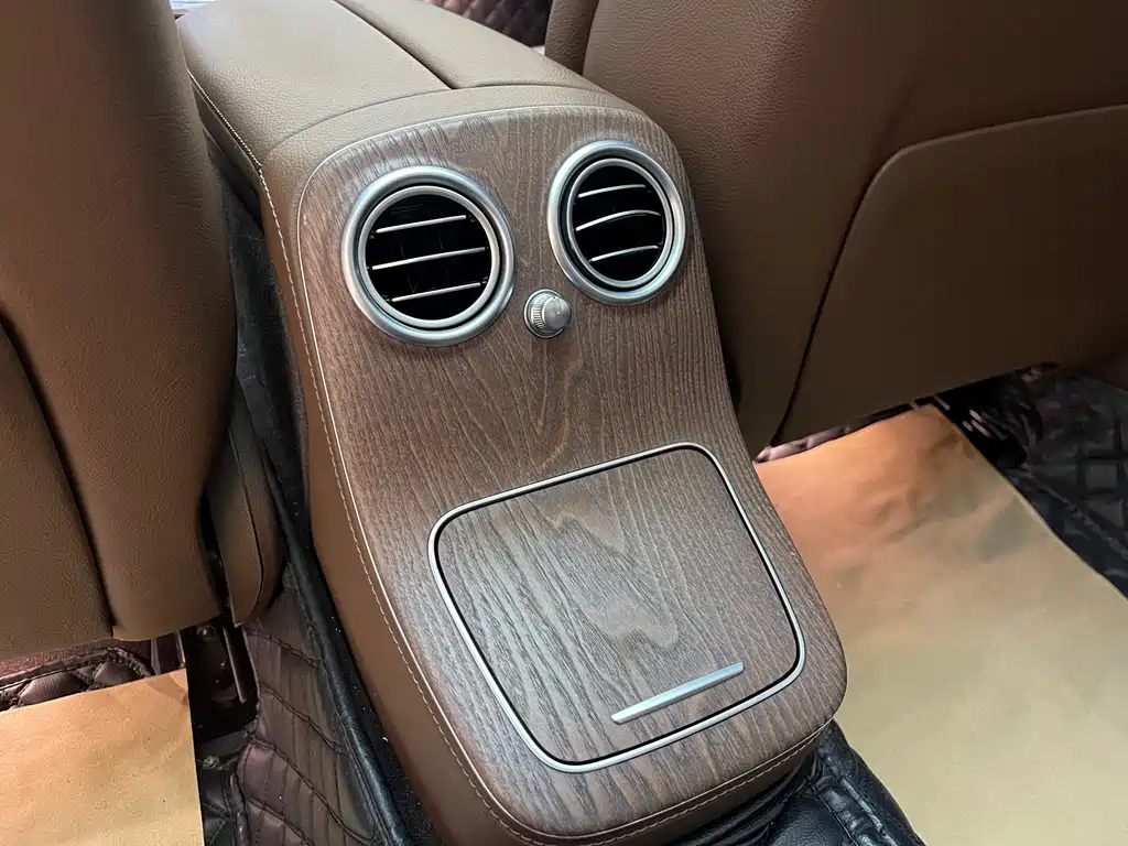 Mercedes-Benz E-Class 2022 Facelift E 260 L