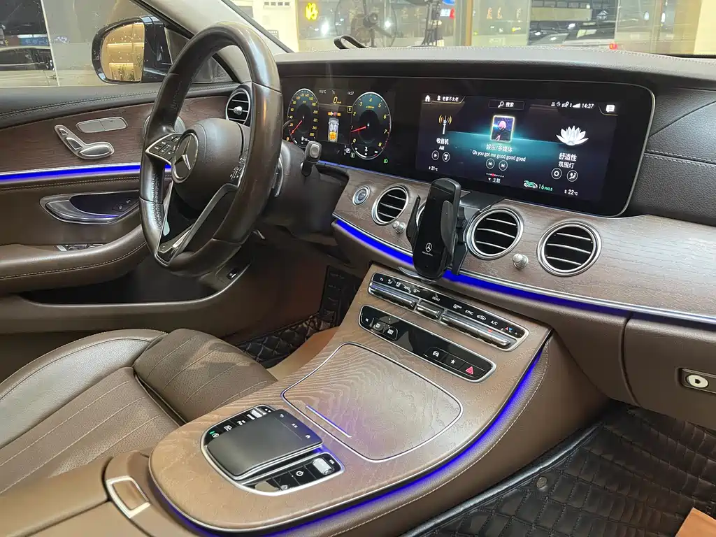 Mercedes-Benz E-Class 2022 Facelift E 260 L
