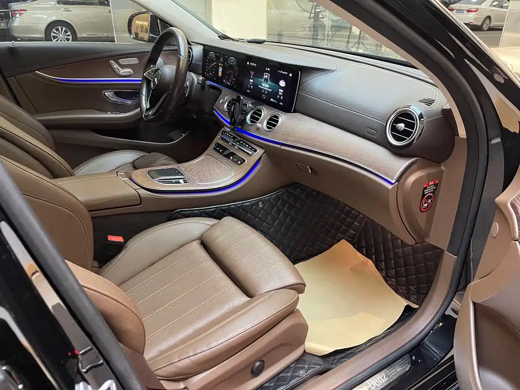 Mercedes-Benz E-Class 2022 Facelift E 260 L