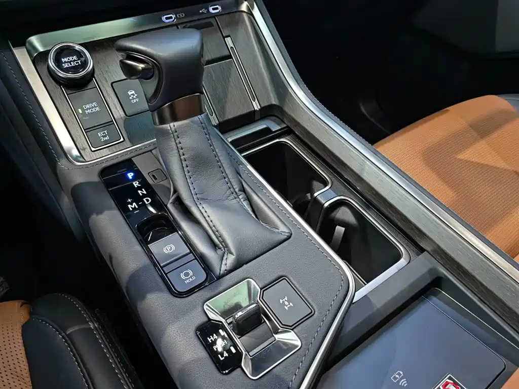 Lexus GX 2024 Peak Edition