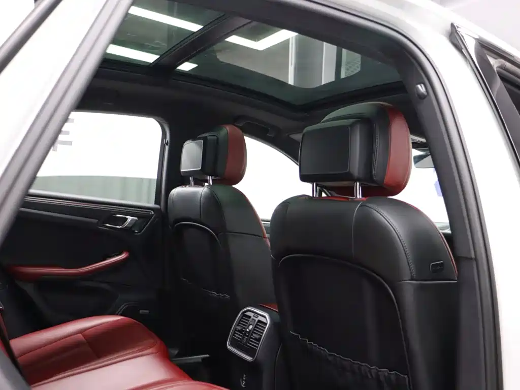 Macan 2021 2.0T