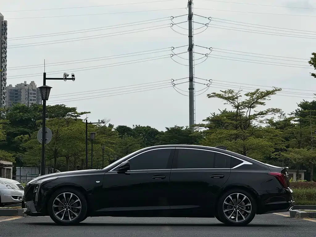 Cadillac CT5 2025 28T Urban Sport Edition