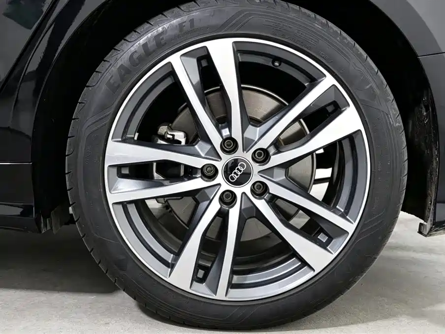 Audi A6L 2023 40 TFSI Luxury Dynamic Edition