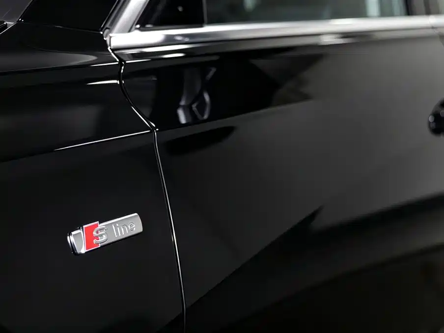 Audi A6L 2023 40 TFSI Luxury Dynamic Edition