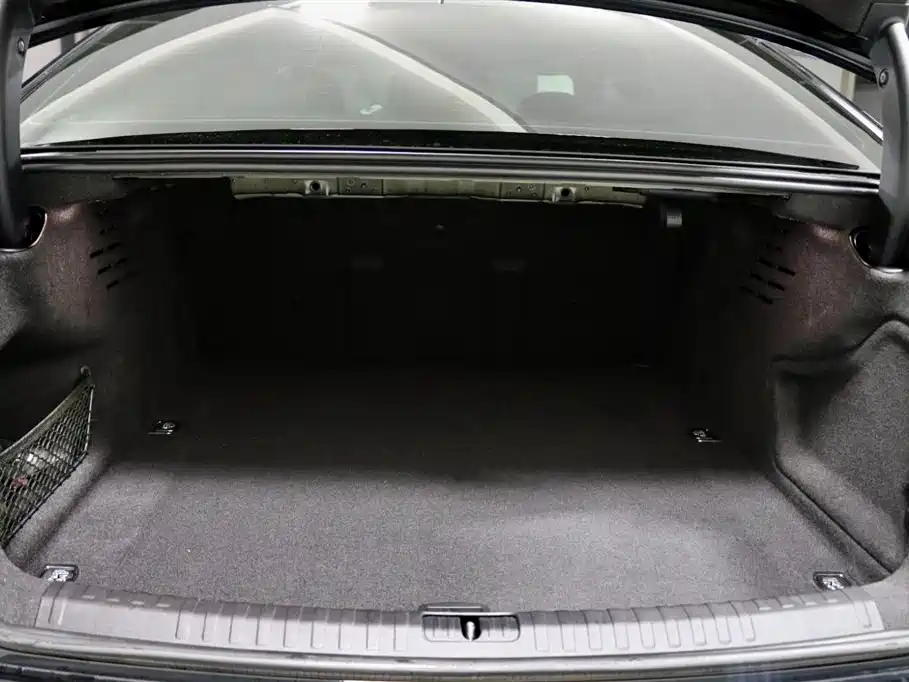 Audi A6L 2023 40 TFSI Luxury Dynamic Edition