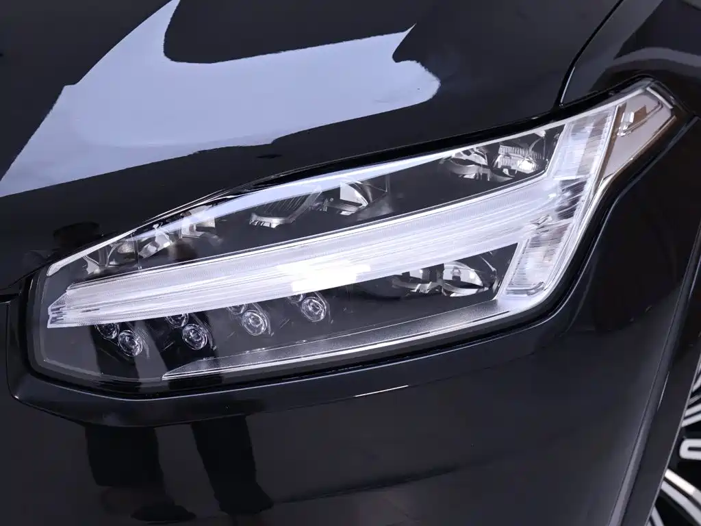 Volvo XC90 2023 B6 Intelligent Luxury Edition 7-seater
