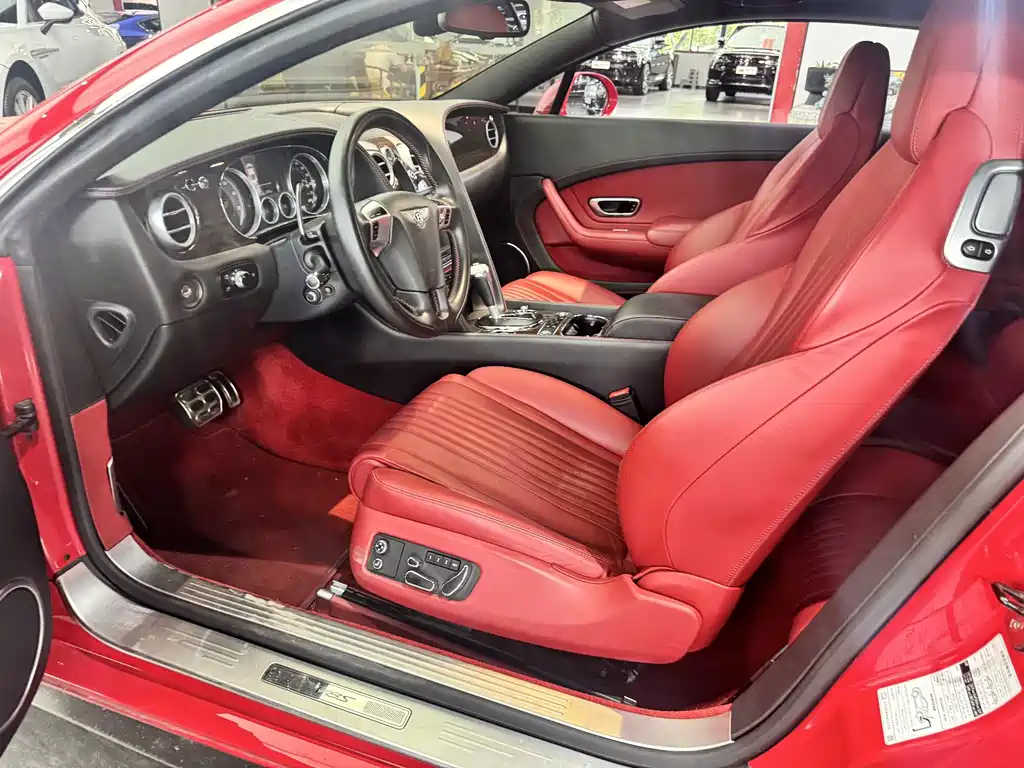 Audi A8 2016 4.0T GT V8 S Standard Edition