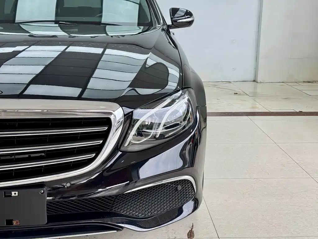 Mercedes-Benz E-Class 2019 E 260 L