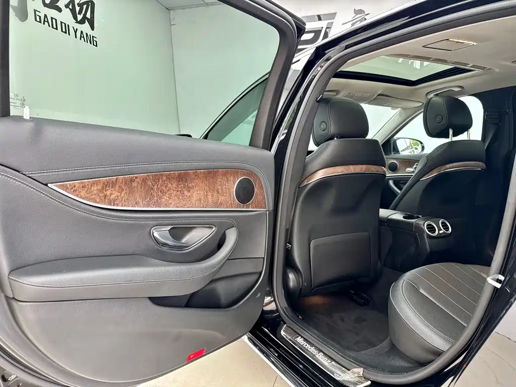 Mercedes-Benz E-Class 2019 E 260 L