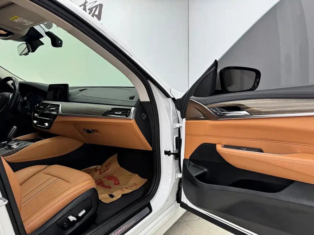 BMW 6 Series Gran Coupe 2018 630i Luxury Design Package