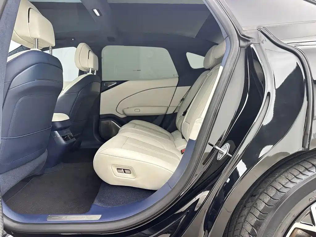 Jiaze 007 2025 Model Rear-wheel Drive Intelligent Driving Edition 75kWh