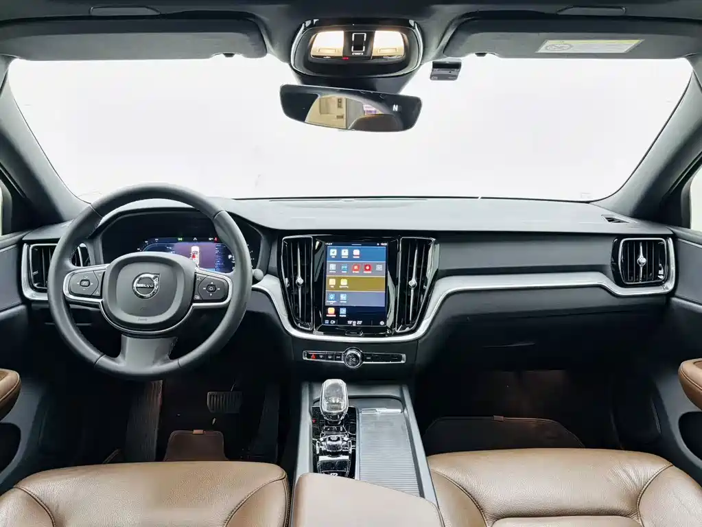 Volvo S60 2023 B4 Intelligent Luxury Edition
