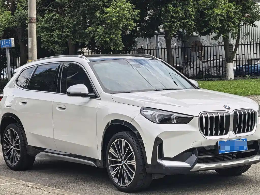 BMW X1 xDrive25Li X Design Package 2023 Model
