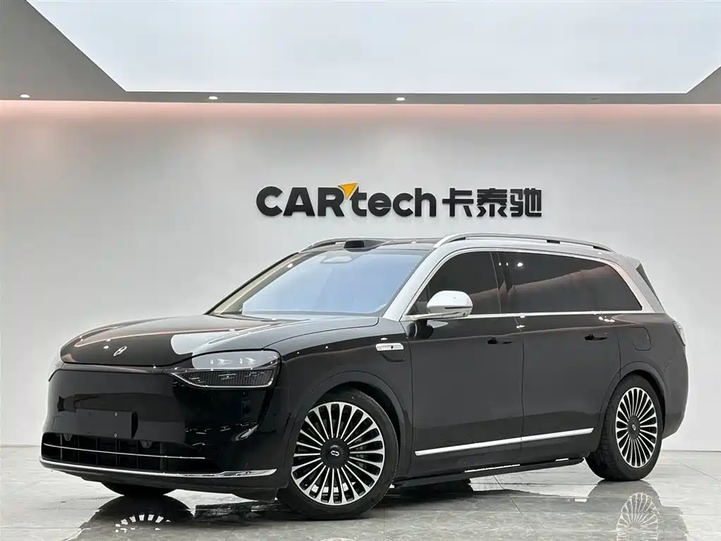 SUV 2025 Model Range-Extended Ultra Edition 52kWh 6-Seat Version 192-line LiDAR