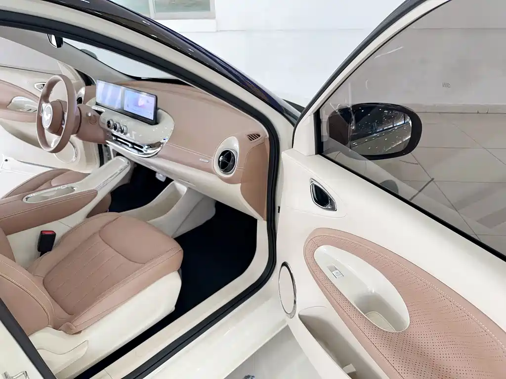Wuling BenGuo 2025 Model 333km LingXi Interconnected Edition