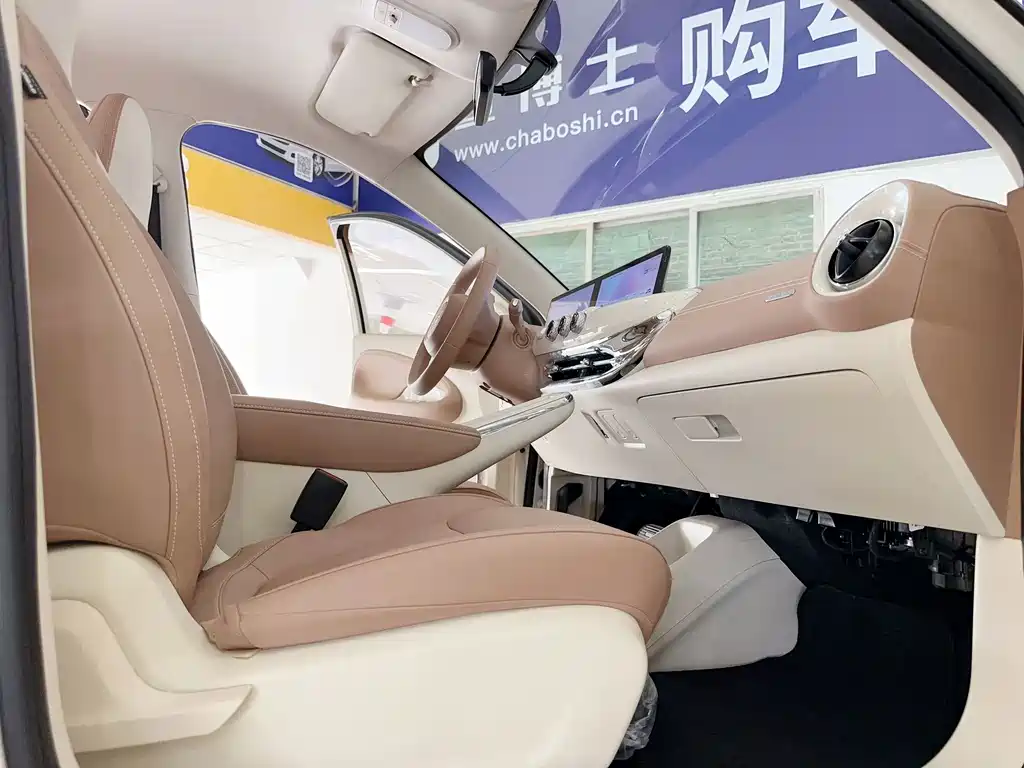 Wuling BenGuo 2025 Model 333km LingXi Interconnected Edition