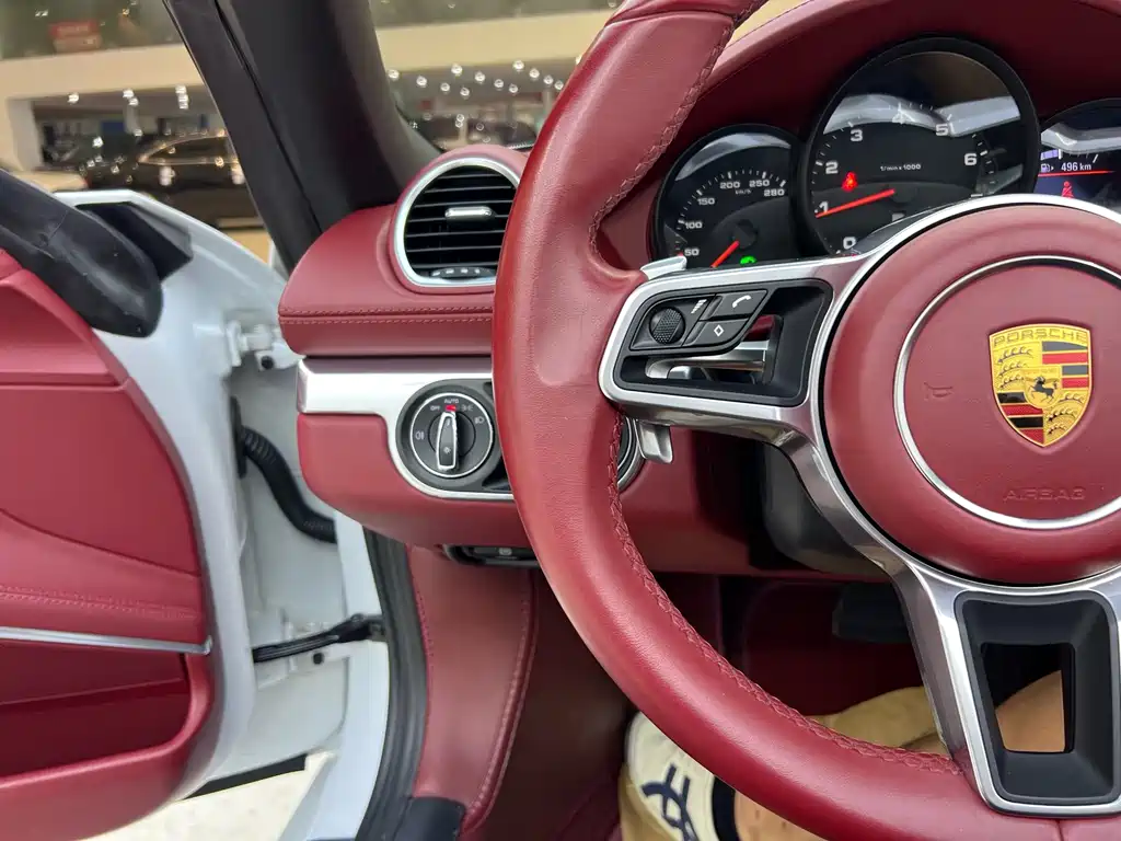Porsche 718 Boxster 2.0T 2022 Model