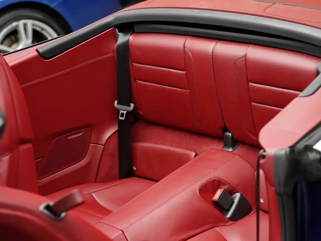 Porsche 911 Carrera Cabriolet 3.0T 2020 Model
