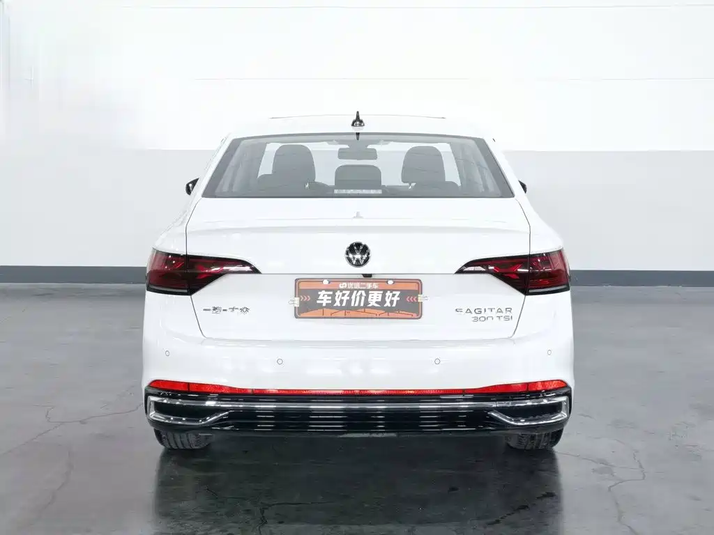 2023 Volkswagen Sagitar 300 TSI DSG Prestige Edition