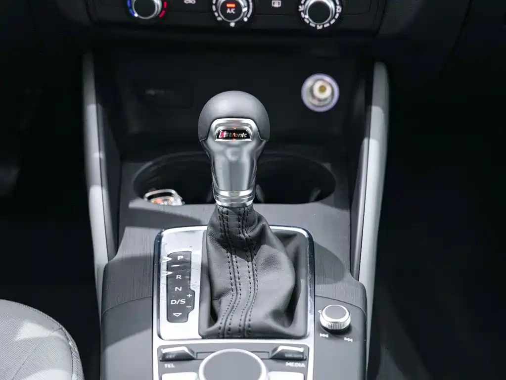 Audi A3 2020 Facelift Limousine 35 TFSI Sportline Euro VI