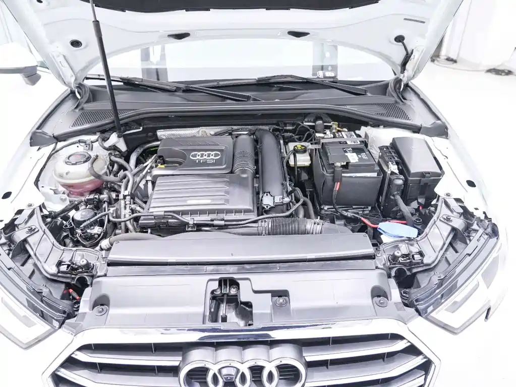 Audi A3 2020 Facelift Limousine 35 TFSI Sportline Euro VI