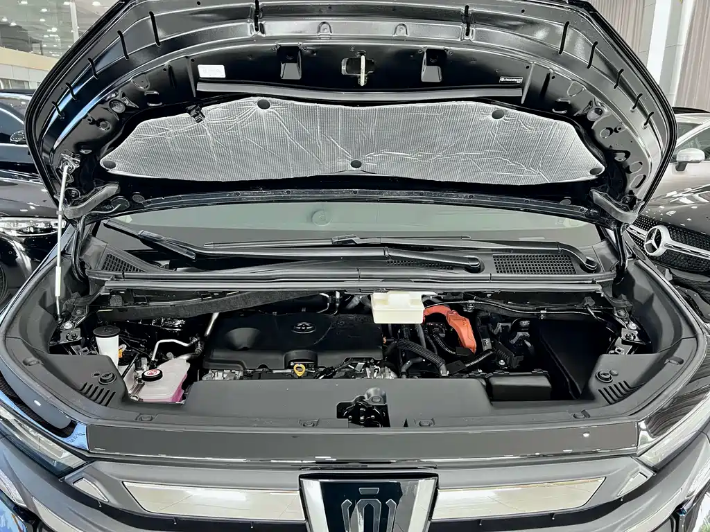 2024 Crown Hybrid 2.5L Supreme Executive Edition