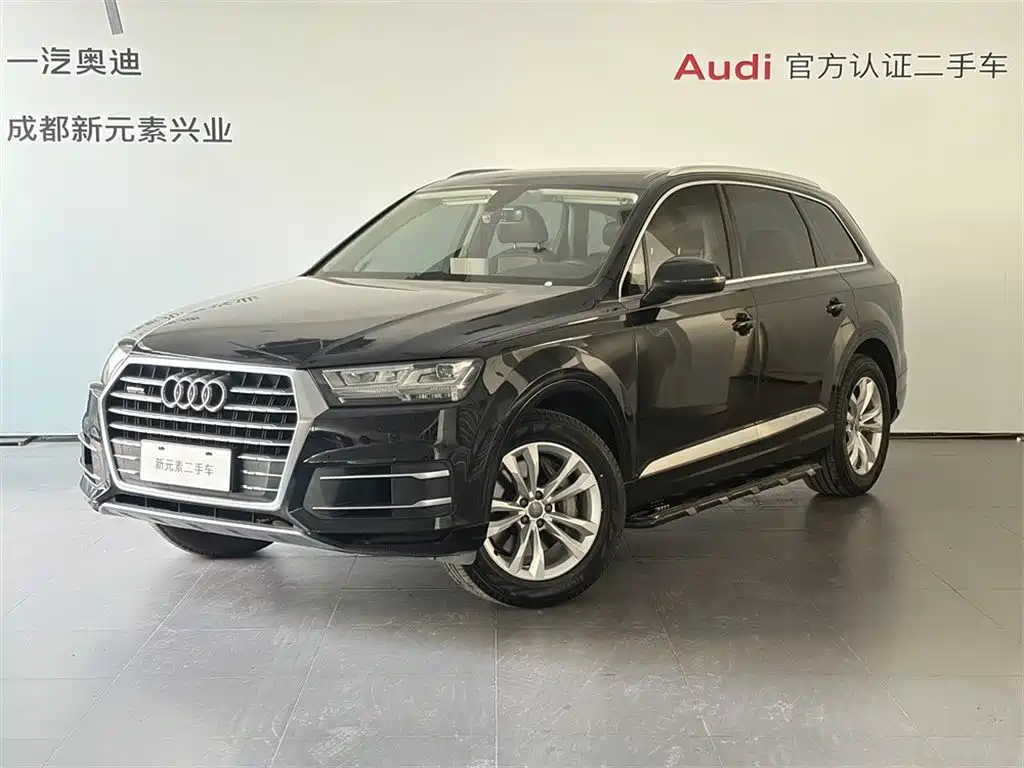 Audi Q7 2019 model 55 TFSI Tech Line
