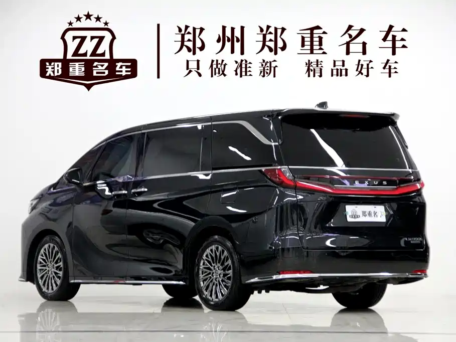 Lexus LM 2023 500h Six-Seater Grand Touring Edition