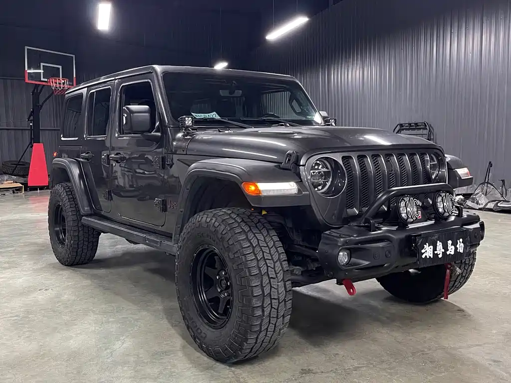 Jeep Wrangler 2019 2.0T Sahara Four-Door Edition National VI