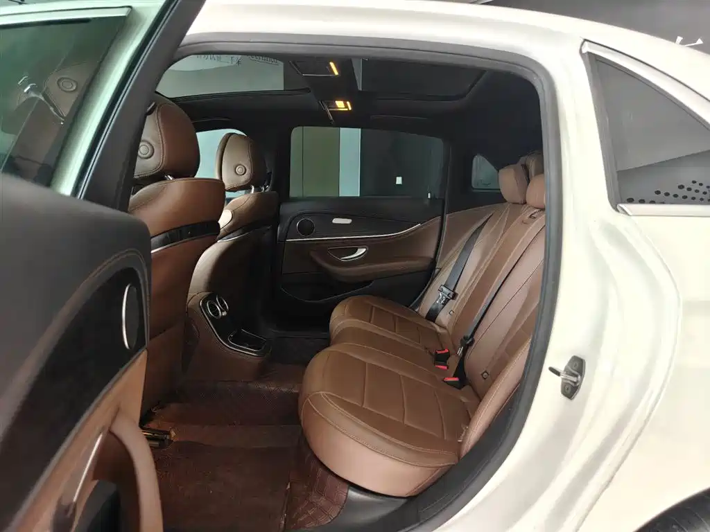 Mercedes-Benz E-Class 2022 E 300 L Sporty and Stylish Edition