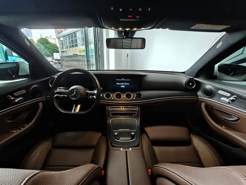 Mercedes-Benz E-Class 2022 E 300 L Sporty and Stylish Edition